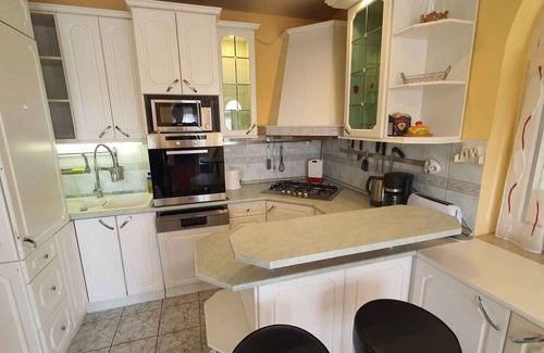 Siofok House | Holiday home with Pool and Internet