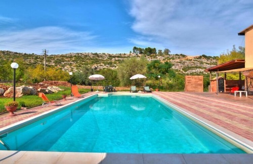 Floridia Villa | Holiday home with private pool, Florida