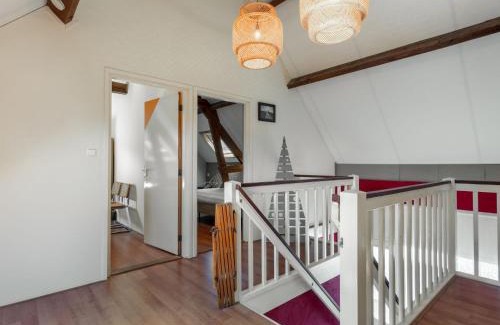 Sint Kruis House | Holiday Home Zeeuws-Vlaanderen by Interhome
