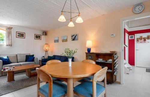 Sint Kruis House | Holiday Home Zeeuws-Vlaanderen by Interhome