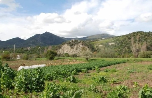 Zahara de la Sierra House | Holiday house Zahara de la Sierra for 1 - 3 persons with 1 bedroom - Holiday home
