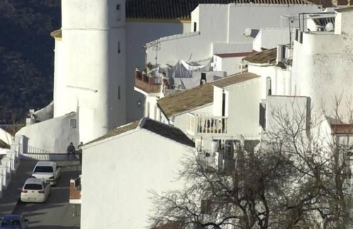 Zahara de la Sierra House | Holiday house Zahara de la Sierra for 1 - 6 persons with 3 bedrooms - Holiday home