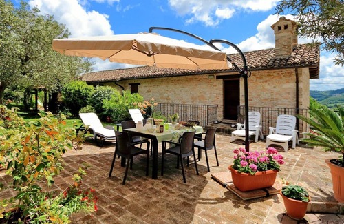 San Severino Marche House | Holiday house San Severino Marche for 1 - 10 persons with 5 bedrooms - Holiday home