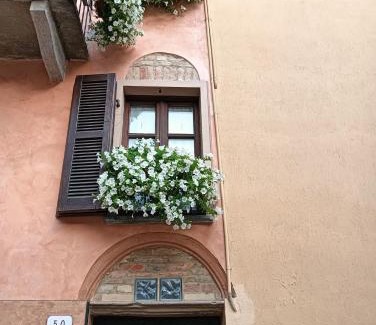La Morra House | Holiday House Antica Dimora Soggiorni in langa centro storico La Morra