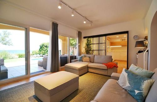Urbanizacion S'Estanyol House | Holiday house Betlem for 1 - 6 persons with 3 bedrooms - Row house