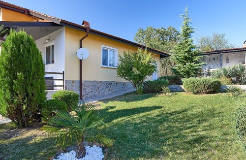 Bryastovets House | Holiday house Bryastovets for 1 - 12 persons with 6 bedrooms - Holiday home