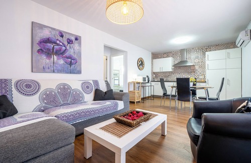 Vilafortuny House | Holiday House Complex Colibri with Shared Pool