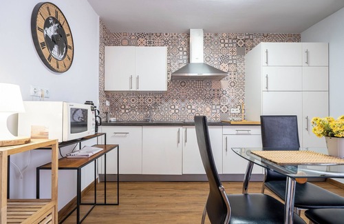 Vilafortuny House | Holiday House Complex Colibri with Shared Pool