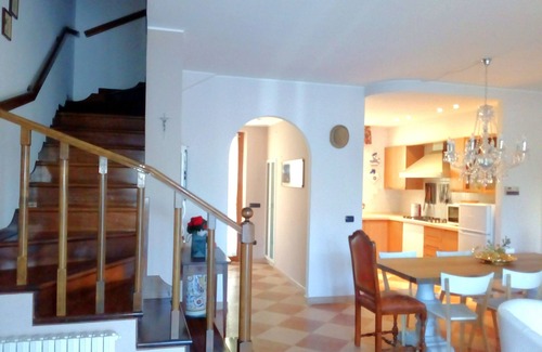 Montioni Villa | Holiday house Danny in Lazise, ​with garden, parking, Internet, whirlpool