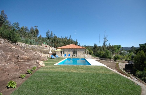 Cossourado House | Holiday house Estorãos for 1 - 8 persons with 4 bedrooms - Holiday house