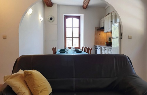 Beaufort House | Holiday house for 6 guests with private pool