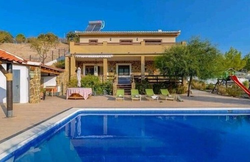 Loja House | Holiday house Fuente Camacho for 1 - 12 persons with 4 bedrooms - Holiday house