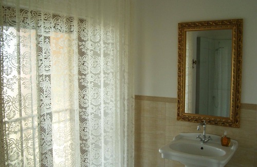 Giulianova House | Holiday house Giulianova for 1 - 6 persons with 3 bedrooms - Twin house