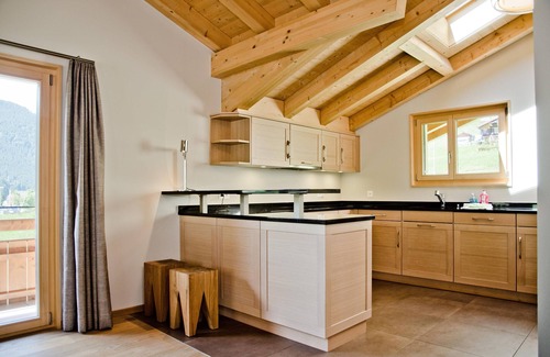 Grindelwald Ski Chalet | Holiday house Grindelwald for 1 - 12 persons with 5 bedrooms - Holiday house