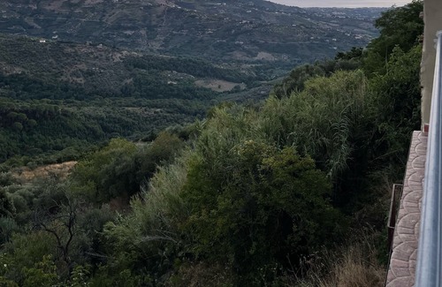 Laureana Cilento House | Holiday House "Agriturismo Borgo Spinelli"