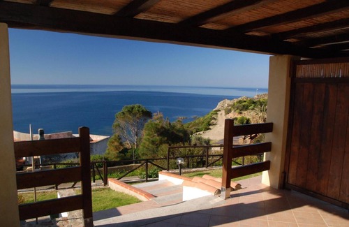 Torre dei Corsari House | Holiday house Torre dei Corsari for 1 - 5 persons with 2 bedrooms - Holiday home