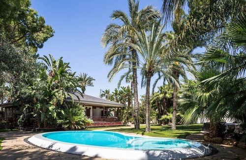 L'Eliana House | Holiday house L'Eliana for 1 - 8 persons with 4 bedrooms - Holiday house
