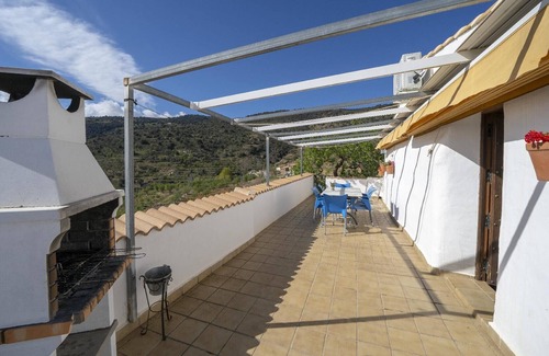 Laroya House | Holiday house Laroya for 4 - 6 persons with 3 bedrooms - Row house