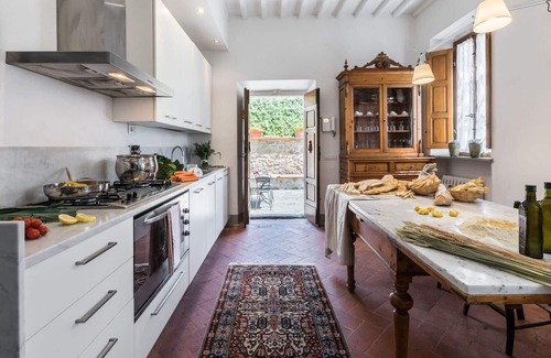 Massa House | Holiday house Massa e Cozzile for 1 - 12 persons with 5 bedrooms - Holiday home