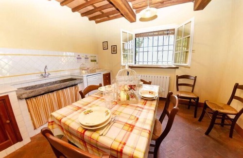 Montecarlo House | Holiday house Montecarlo for 1 - 6 persons with 2 bedrooms - Holiday home