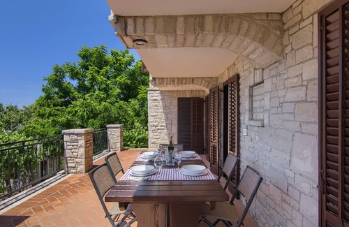 Golas House | Holiday house near Bale and Rovinj with stunning view and near the sea