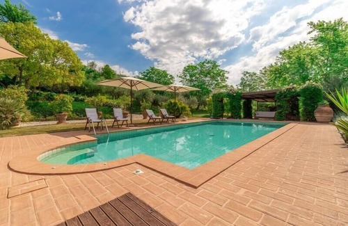 Ripatransone House | Holiday house Ripatransone for 1 - 13 persons with 6 bedrooms - Holiday home