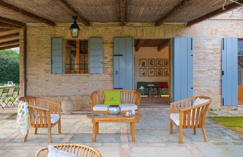 Saltara House | Holiday house Saltara for 1 - 14 persons with 6 bedrooms - Holiday home
