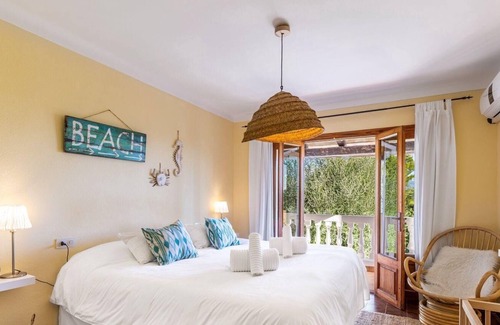 Ses Rotgetes de Canet House | Holiday house Ses Rotgetes de Canet for 1 - 11 persons with 6 bedrooms - Holiday house