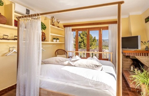 Ses Rotgetes de Canet House | Holiday house Ses Rotgetes de Canet for 1 - 11 persons with 6 bedrooms - Holiday house