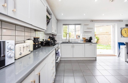 Sittingbourne House | Holiday house Sittingbourne for 2 - 11 persons with 5 bedrooms - Holiday home