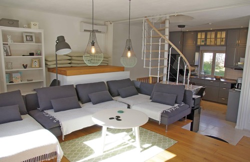 Sumartin House | Holiday house Sumartin for 1 - 8 persons with 3 bedrooms - Twin house