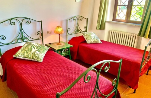 Torgiano Other | Holiday house Torgiano for 1 - 14 persons with 7 bedrooms - Farmhouse