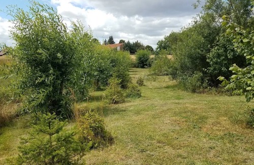 Carmzow-Wallmow House | Holiday house with a large garden and swimming lake in the village