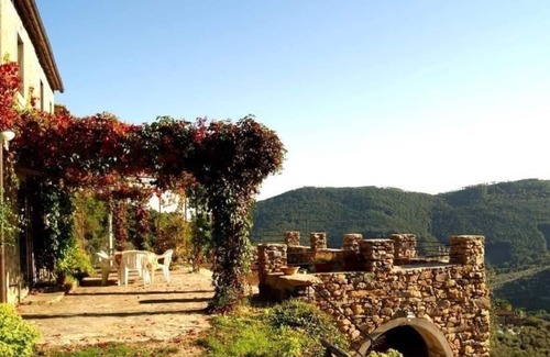 Buti House | Holiday house with pool in secluded location