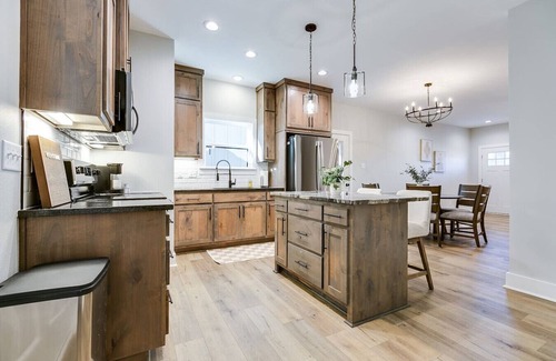 San Angelo House | Holiday Inn - 3 BR/2.5 BA - New!
