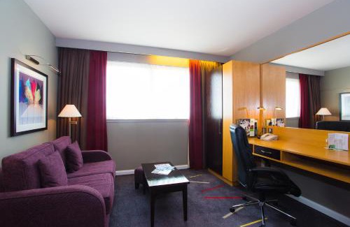 Westhill Hotel | Holiday Inn Aberdeen West by IHG