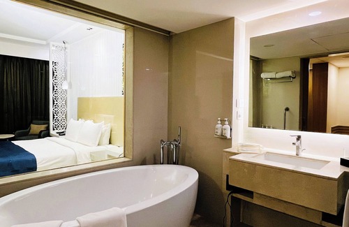 Ranjit Avenue Hotel | Holiday Inn Amritsar Ranjit Avenue by IHG
