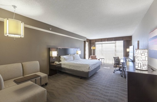 Highland Hotel | Holiday Inn Austin Midtown by IHG