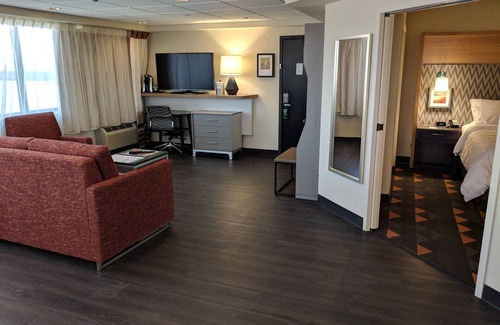 Champaign Hotel | Holiday Inn Champaign by IHG