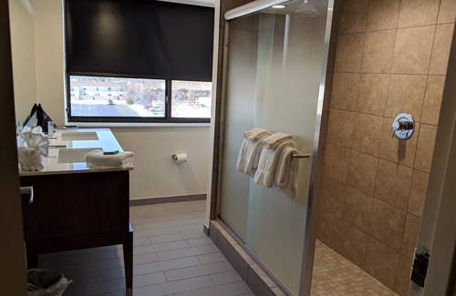 Champaign Hotel | Holiday Inn Champaign by IHG