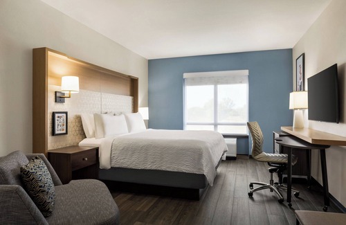 Columbus Hotel | Holiday Inn Columbus-Hilliard by IHG