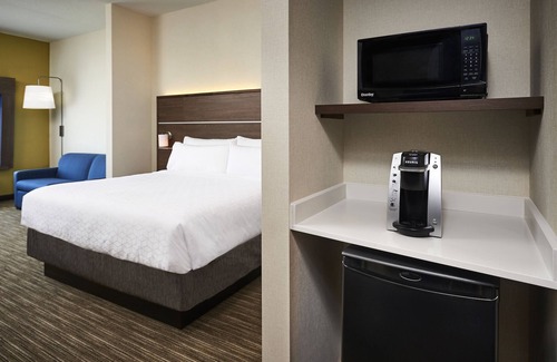 Glendale Hotel | Holiday Inn Express Niagara-On-The-Lake by IHG