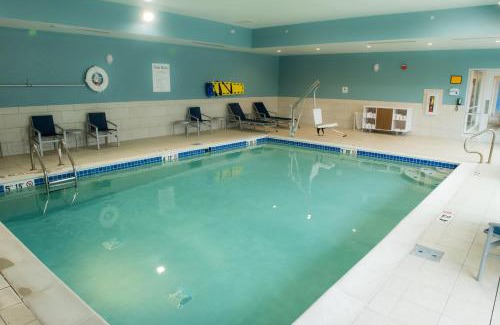 Fort Wayne Hotel | Holiday Inn Express & Suites - Fort Wayne North by IHG
