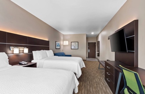 Ada Hotel | Holiday Inn Express Ada by IHG