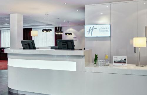 Hoofddorp Hotel | Holiday Inn Express Amsterdam - Schiphol by IHG