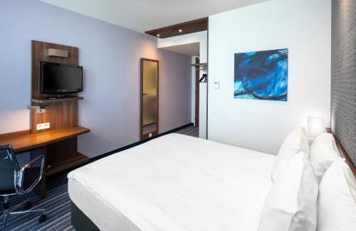 Hoofddorp Hotel | Holiday Inn Express Amsterdam - Schiphol by IHG