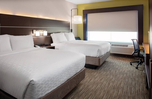 Sunrise Acres Hotel | Holiday Inn Express and Suites El Paso North by IHG