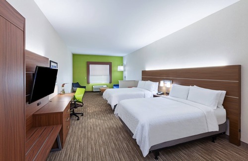 Longview Hotel | Holiday Inn Express and Suites Longview South I20 by IHG