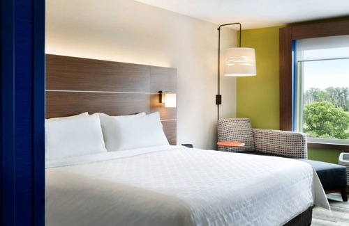 Pleasantville Hotel | Holiday Inn Express Atlantic City W Pleasantville by IHG