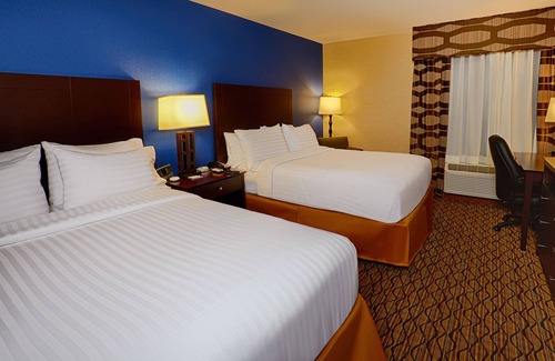 Bordentown Hotel | Holiday Inn Express Bordentown - Trenton South by IHG